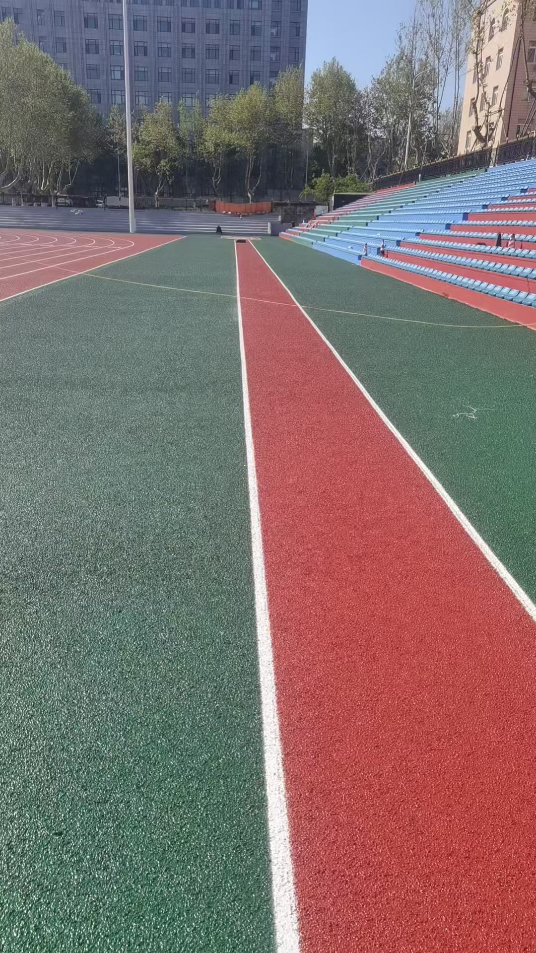 防城港市彩色epdm颗粒透水跑道 - 价格
